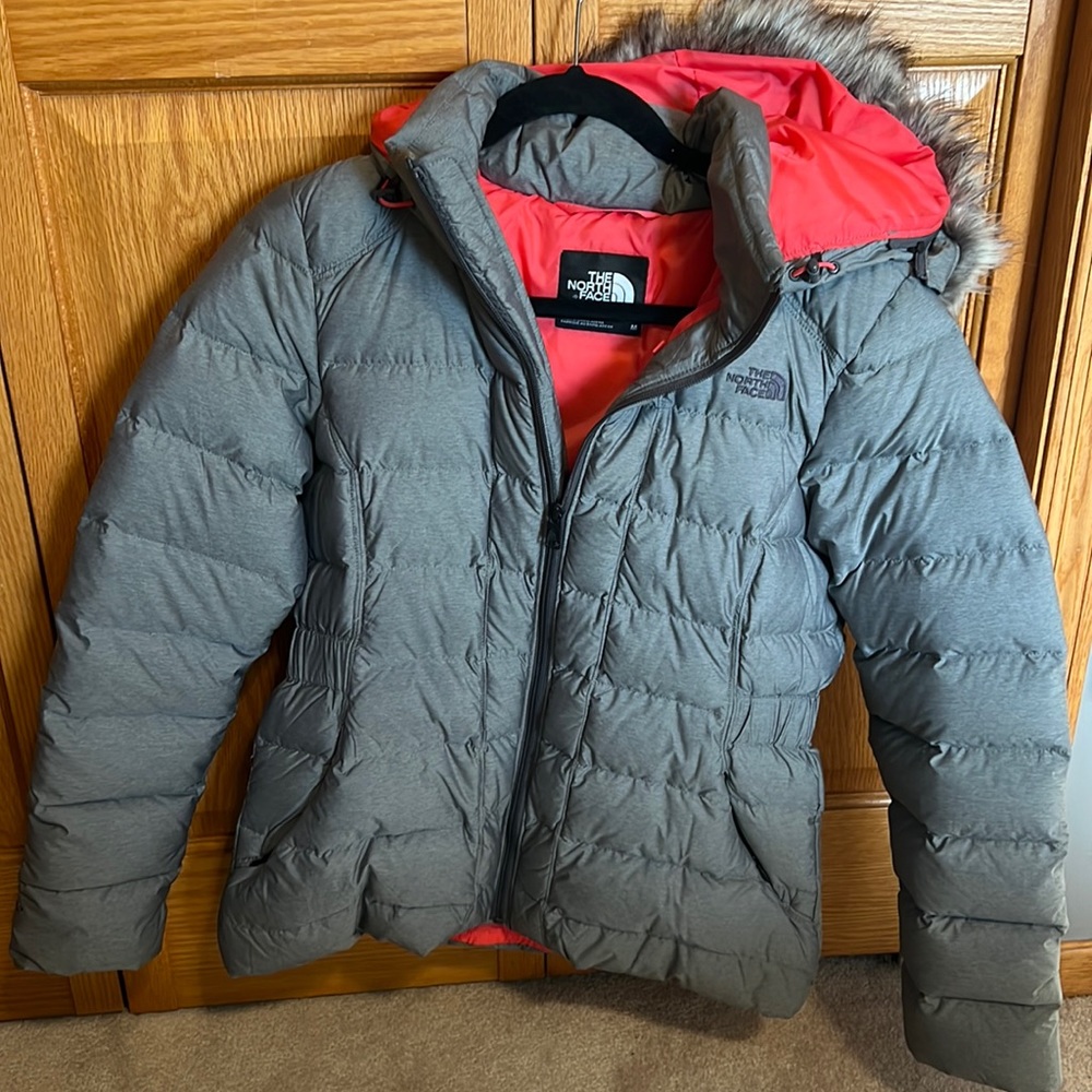 BRAND NEW North Face winter jacket! Never worn before, size medium